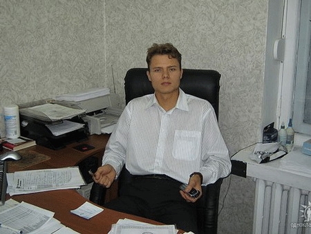 Александр Толстогузов добровольно снял с себя депутатские полномочия