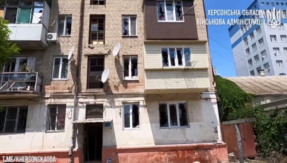 Обстріл Херсону: Постраждали 5 осіб, зокрема 8-річний хлопчик