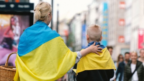 Неповернення українських біженок коштуватиме 10% довоєнного ВВП, – Bloomberg
