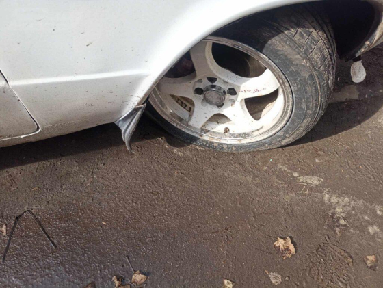 У Краматорську пошкоджено десятки автівок в різних районах міста