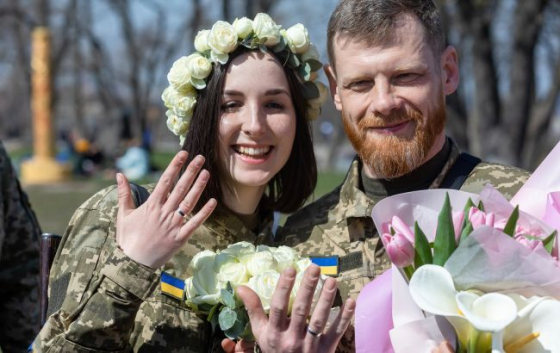 Військові зможуть одружуватися у &quot;Дії&quot; позачергово: деталі