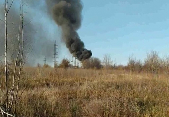 В окупованій Ясинуватій горить міська електропідстанція