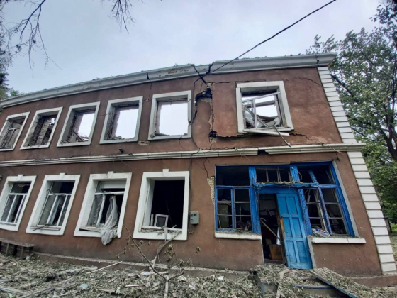 У Краматорську російським обстрілом зруйновано Школу мистецтв №2