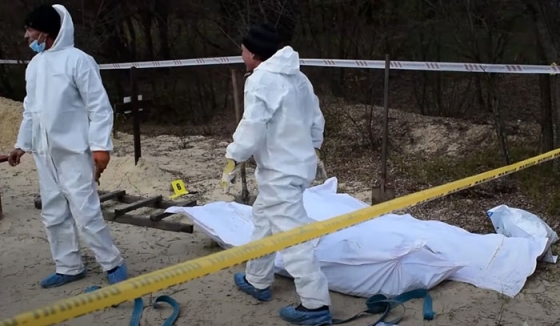 На деокупованих територіях Донеччини поліцейські виявляють нові поховання й невпізнані тіла