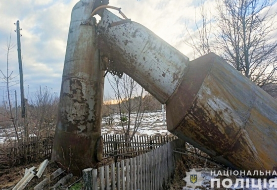 Окупанти вдарили по електролініях та водонапірній башті у Чернігівській області