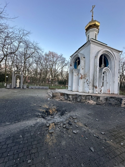 Війська РФ обстріляли церкву в Садовому на Херсонщині, поранено чоловіка
