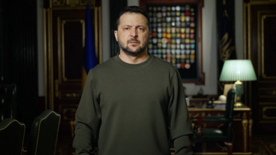 Україна має виробляти сама або з партнерами всю необхідну їй зброю, - Зеленський
