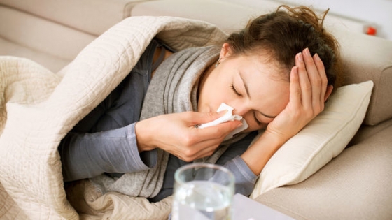 Заболеваемость гриппом и ОРВИ в Украине превысила эпидпорог: за неделю с вирусом слегло 203 тысячи человек, один умер, - Минздрав