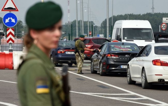 Погані новини для &quot;ухилянтів&quot;. Контроль над виїздом за кордон посилять, підключать ТЦК