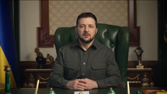 Соледар і Бахмут тримаються, туди будуть перекинуті додаткові підрозділи, - Зеленський 
