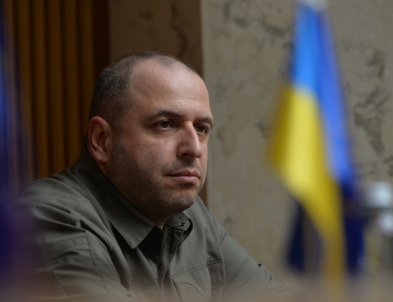 Умєров у розмові з главою Пентагону Остіном наголосив, що Україна потребує більше боєприпасів