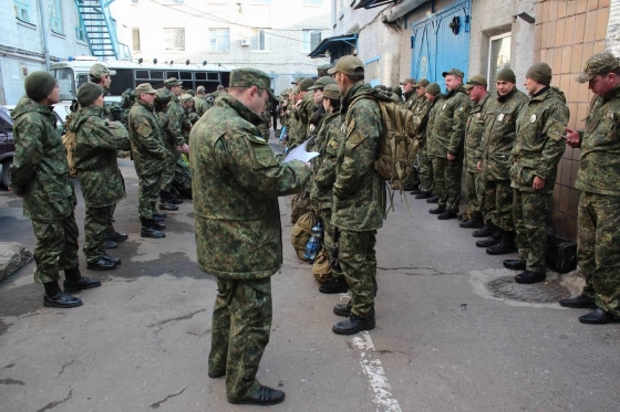 Быть готовыми всегда. В день 3-й годовщины захвата горотдела Славянские полицейские провели учения, максимально приближенные к боевым  