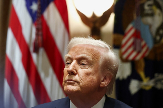 Можливо, РФ затягує час, - Трамп про угоду щодо перемир’я