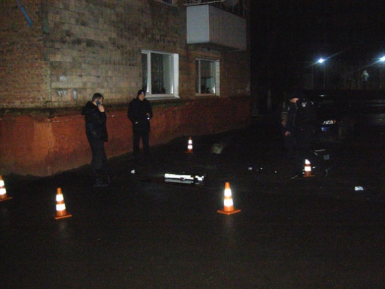 В Ровно патрульную полицию обстреляли из гранатомета