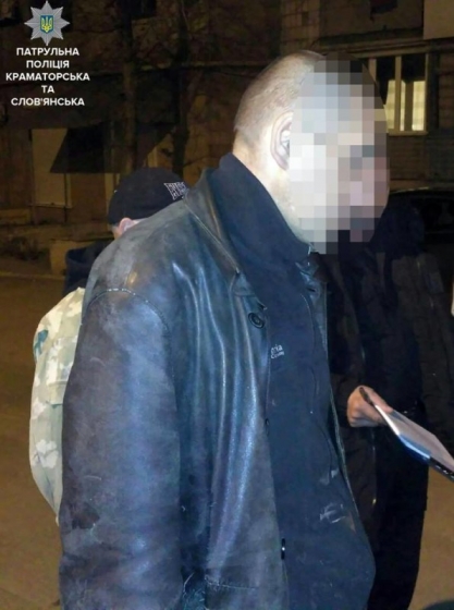 Патрульные задержали мужчину с коноплей 