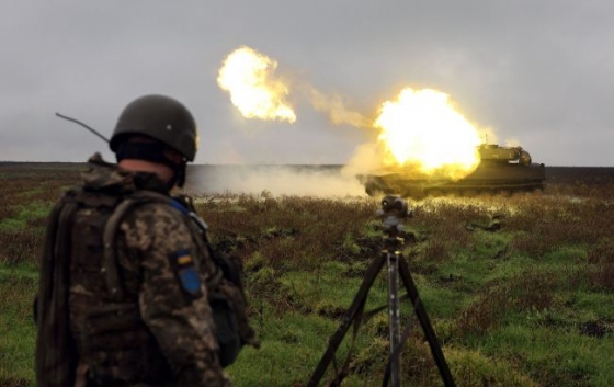 Ворог веде наступальні дії на Бахмутському та Авдіївському напрямках. Відбито атаки противника у районі 9 населених пунктів, - Генштаб 