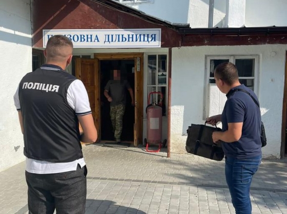 Нацполіція проводить понад 200 обшуків у ТЦК та медзакладах в рамках відпрацювання схем ухилення від призову