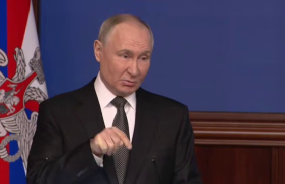 Путін вважає, що основних цілей війни вже досягнуто. Його все більше турбує ситуація в економіці РФ, - Reuters