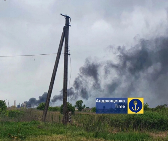 У Маріуполі на &quot;Азовсталі&quot; виникла пожежа, окупанти намагалися знешкодити ФАБ, - Андрющенко