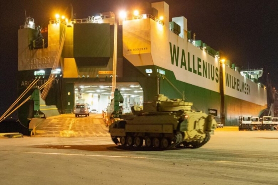 США відправили в Україну 60 БМП Bradley