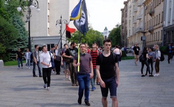 &quot;Украина - не рояль&quot;. Зеленского призвали уйти в отставку