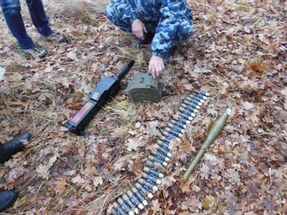 Вблизи Краматорска обнаружены гранатомет и боеприпасы (фото, видео)
