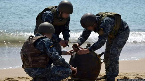 Росія перетворює Азовське море на болото з мінами