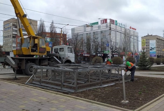 рекламный телеэкран в Краматорске приказал долго жить