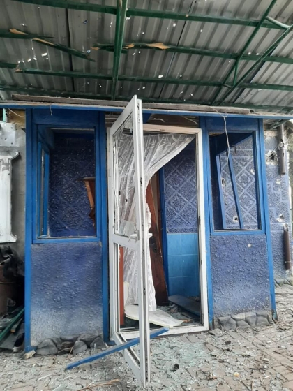 Доба на Донеччині: обстріли 8 громад, є загиблі та поранені, пошкоджено житлові будинки, адміністративну та промислову будівлю підприємства, - ОВА