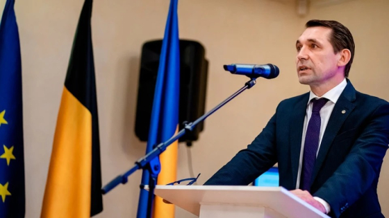 Із п’яти діячів культури, які за дозволом від Мінкульта виїжджають за кордон, один не повертається, - Точицький