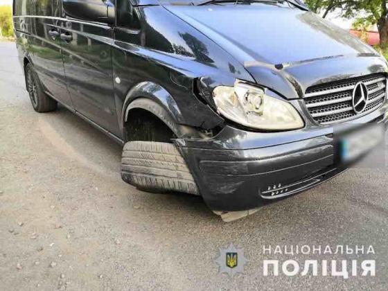 В ДТП в Краматорскке пострадали двое молодых людей, один из участников скрылся 