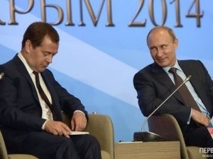 Путин попал в крымский капкан: три сценария действий Кремля