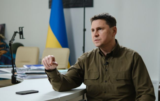 Подоляк про новий наступ РФ: Москва реалізовуватиме накопичений ресурс
