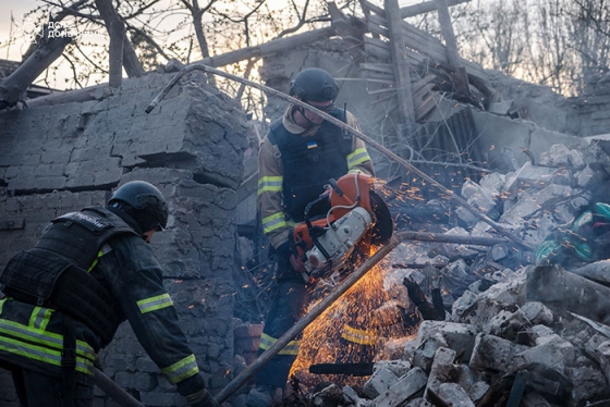 У Костянтинівці з-під завалів витягли ще два тіла, включаючи дитину
