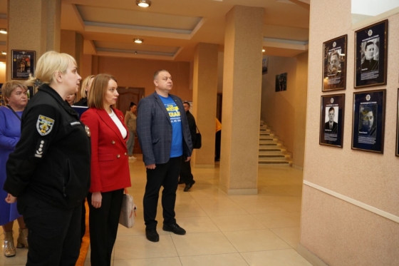 Юлія Костюніна відвідала Донецький державний університет внутрішніх справ
