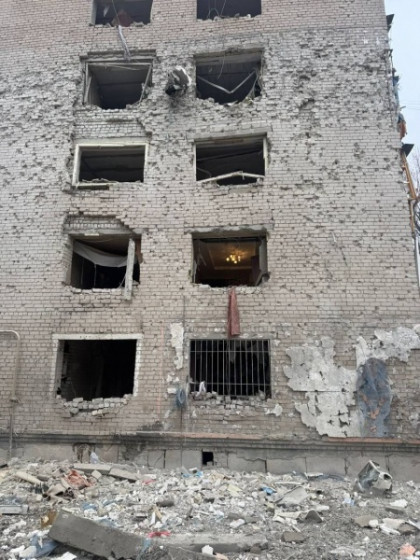Росіяни вдарили по Кривому Рогу: є пошкодження, жертви і поранені (відео)