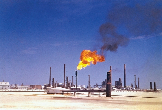 Нефть дешевеет до после первого за полгода месяца роста 