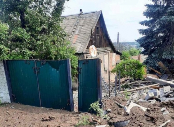 За добу окупанти обстріляли 12 населених пунктів Донеччини - пошкоджено 21 цивільний об’єкт