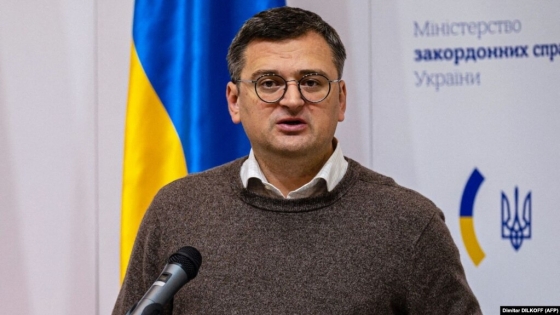 Кулеба запросив експертів МАГАТЕ в Україну через брехню РФ про &quot;брудну бомбу&quot;. Гроссі погодився 