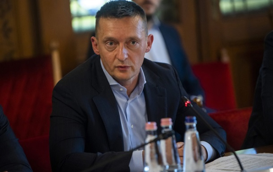Адміністрація Трампа зняла санкції із соратника Орбана