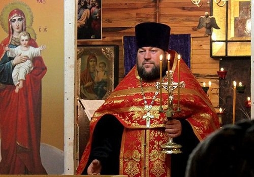 Суд дал шесть лет тюрьмы священнику УПЦ МП Марецкому за препятствование украинским военным в передвижении