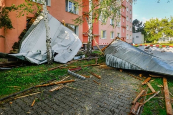 Чехия пострадала от сильных штормов с градом