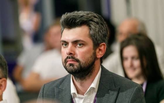 Кабмін звільнив главу Українського інституту нацпам&#039;яті Дробовича