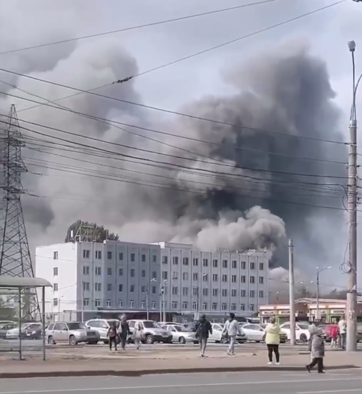 У російській Самарі горить підшипниковий завод