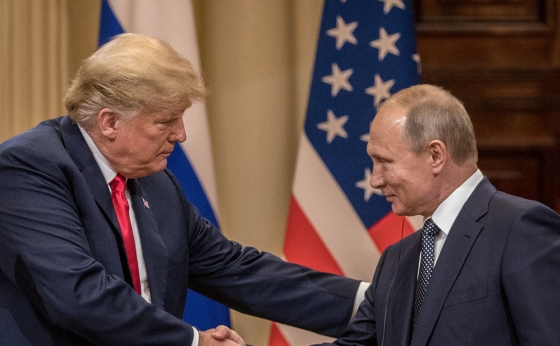 Трамп обещал Путину резко разговаривать только на камеры: &quot;Когда они уйдут, поговорим&quot;, - экс-пресс-секретарь