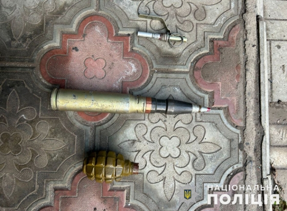 У мешканця Краматорського району знайшли закопані на городі боєприпаси