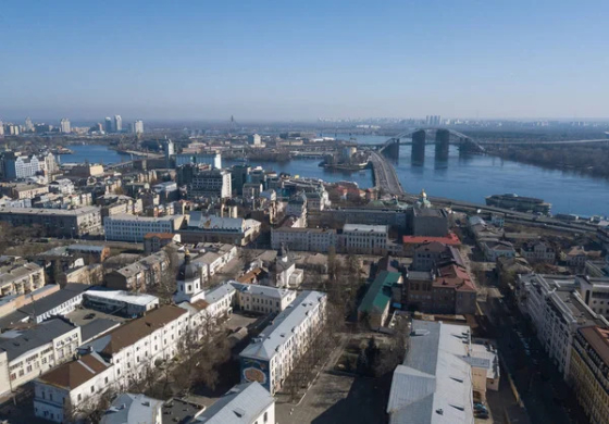 Росіяни завдали по Києву комбінованого удару: крилатими та балістичними ракетами