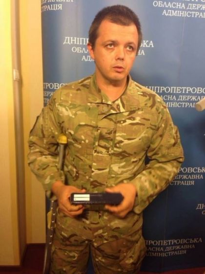 Семенченко снял балаклаву