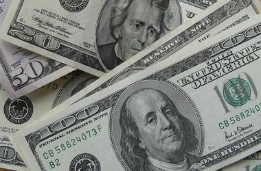 Курс доллара пробил отметку в 14 гривень