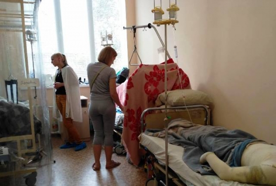 В Краматорске прооперировали шахтеров, пострадавших от взрыва метана в Белозерском